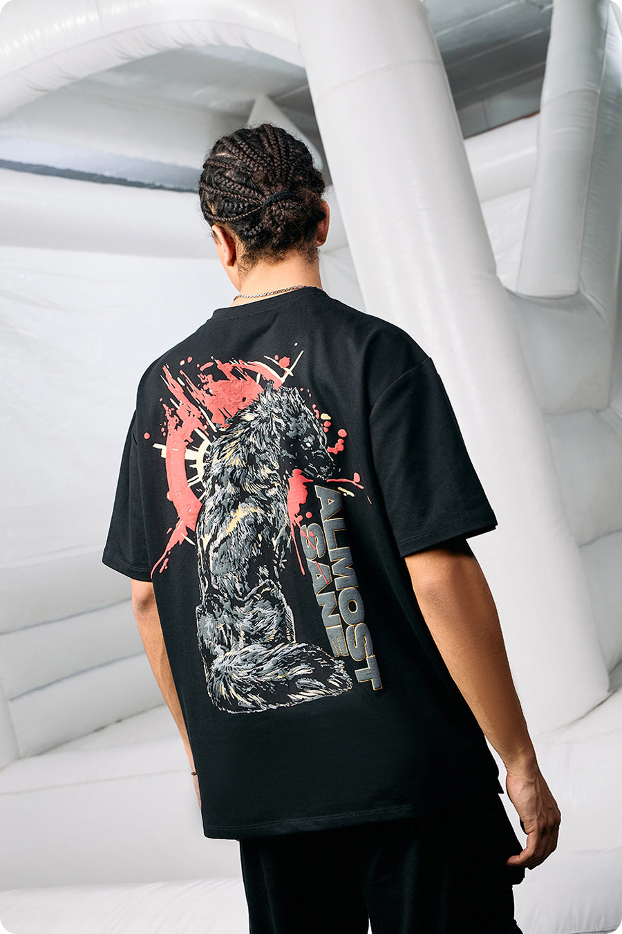 THE WOLF MEN'S T-SHIRT