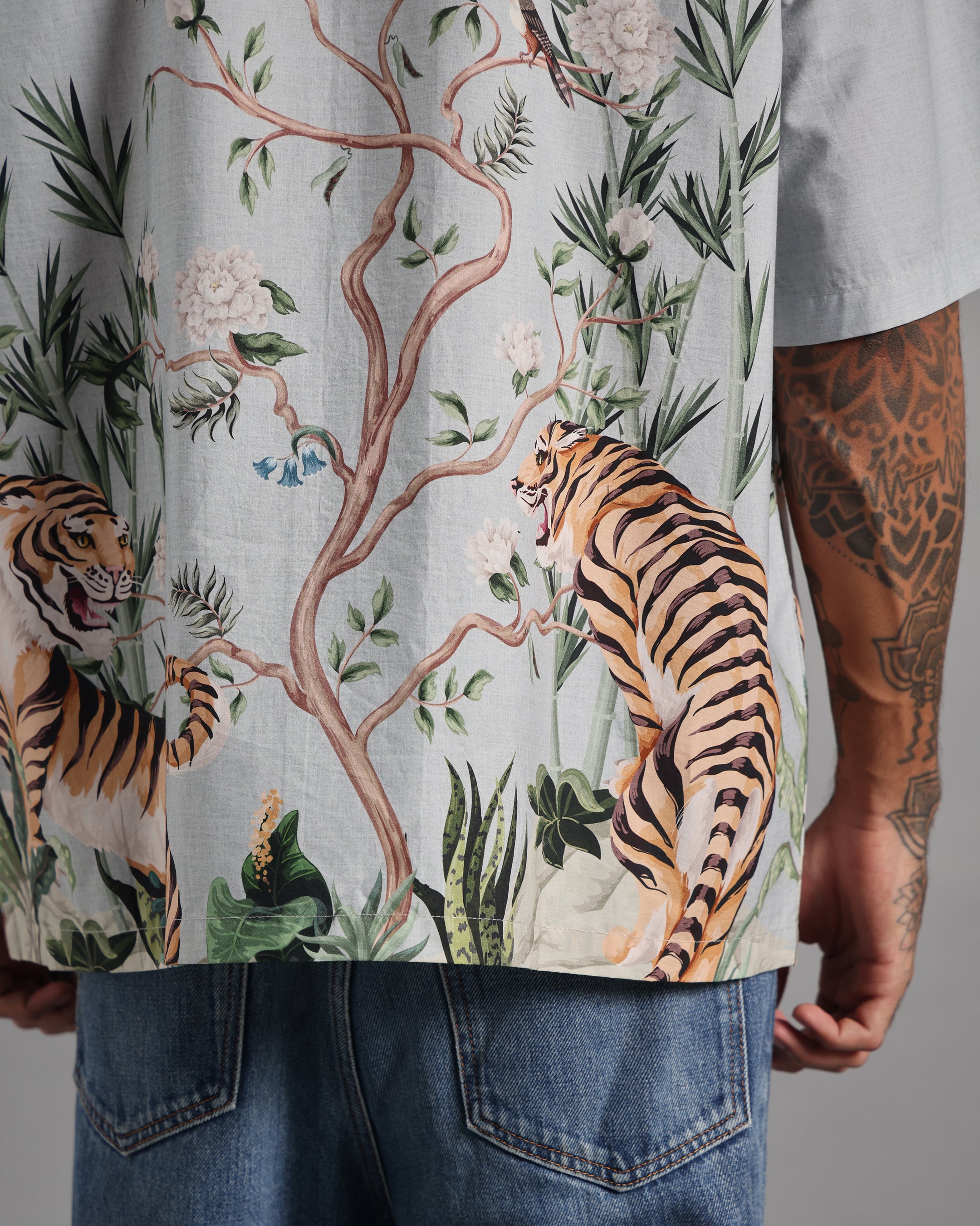 WILD HAVEN RESORT SHIRT