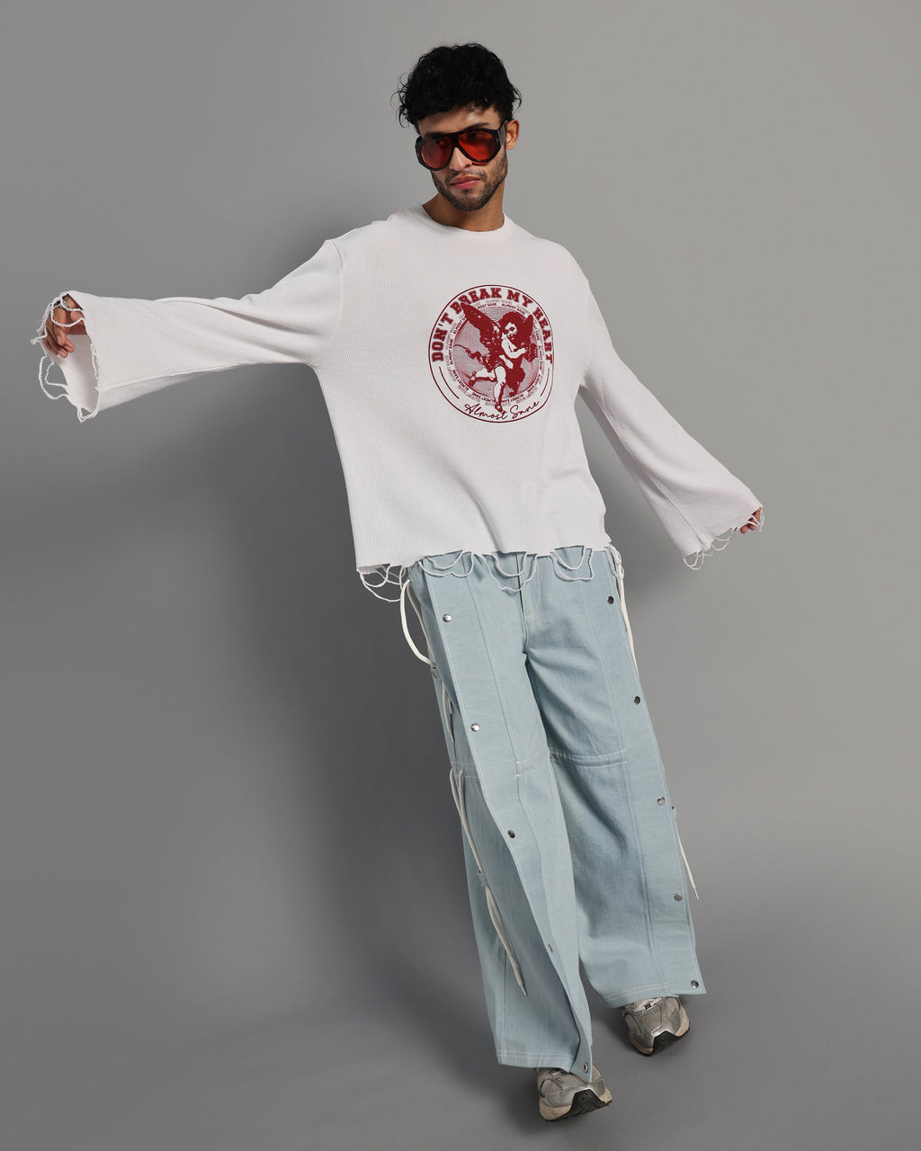 BROKEN HEART WAFFLE CREWNECK