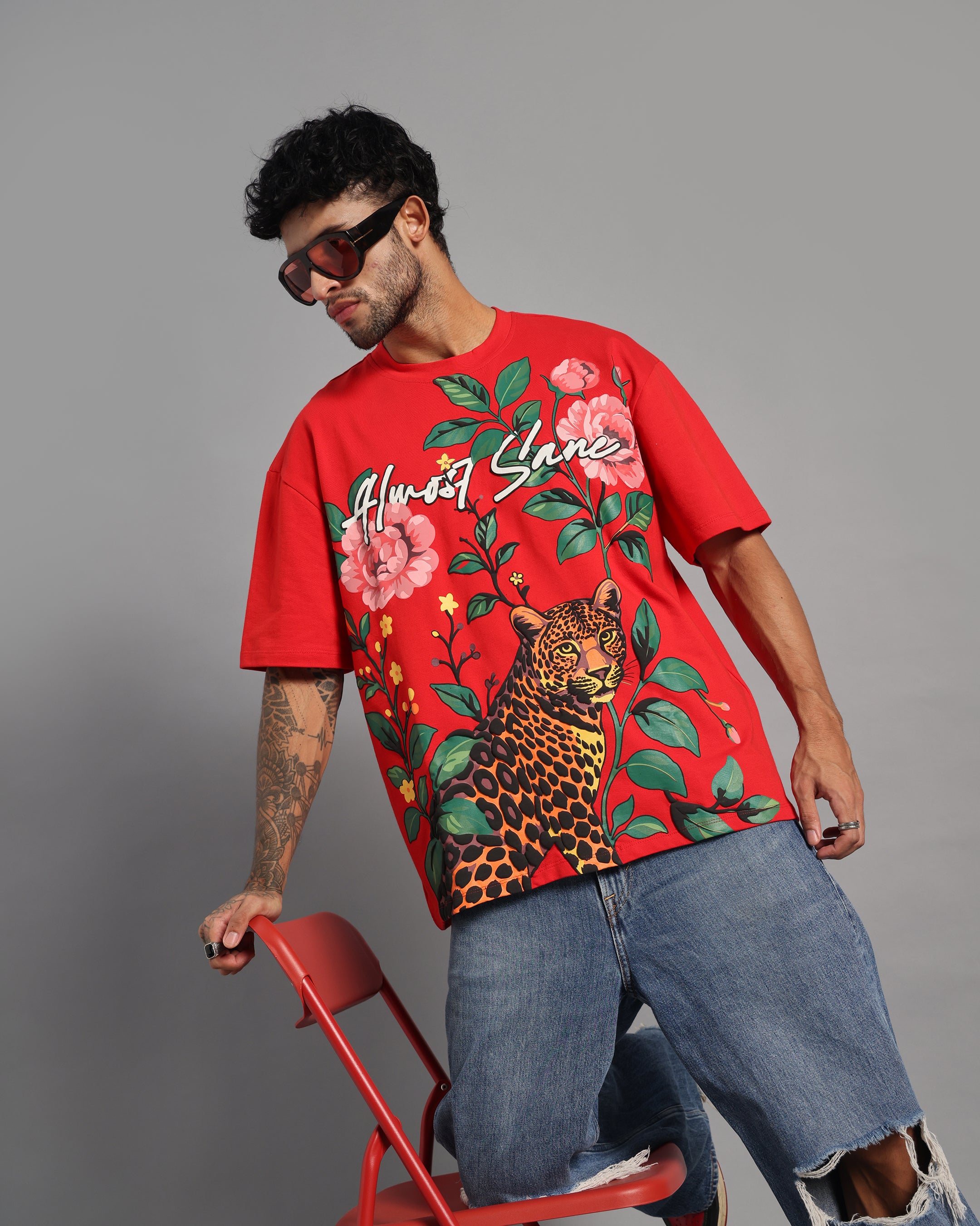 WILD BLOOM OVERSIZED TEE