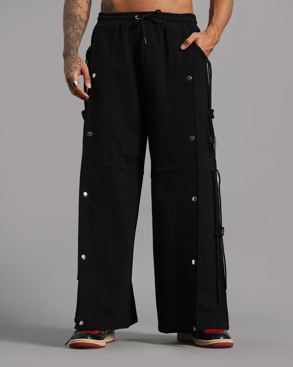 SNAP UTILITY SWEATPANTS