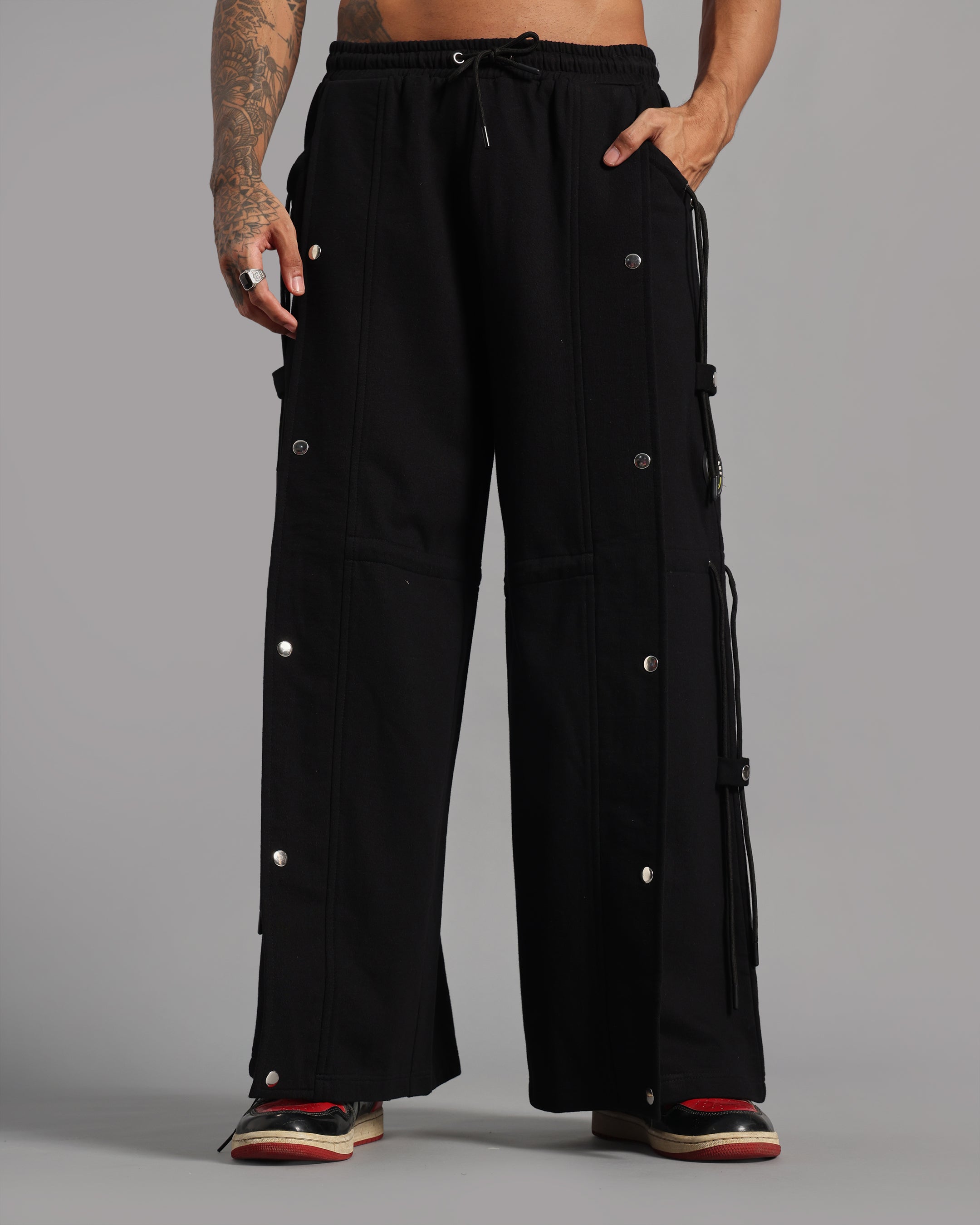 SNAP UTILITY SWEATPANTS