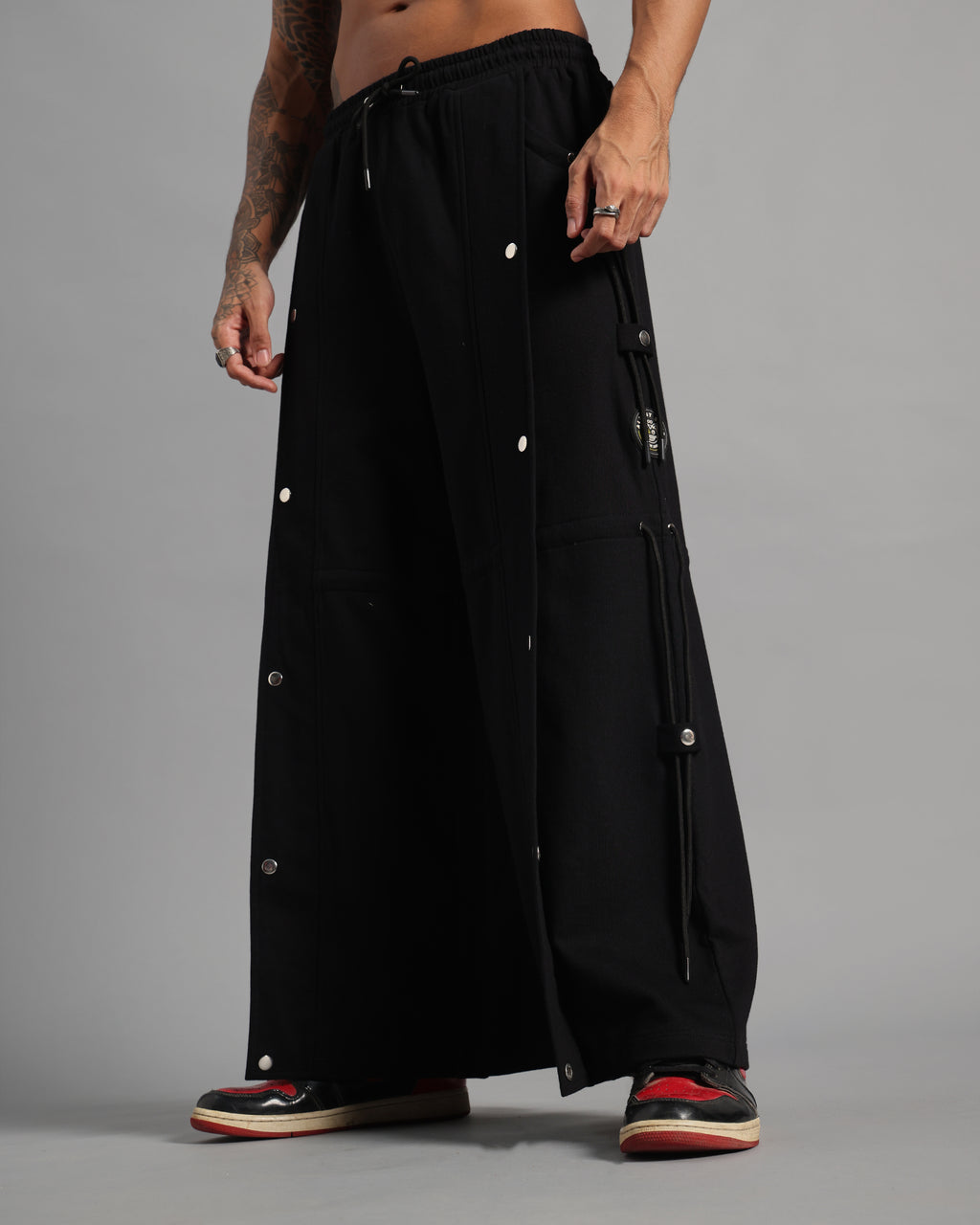 SNAP UTILITY SWEATPANTS