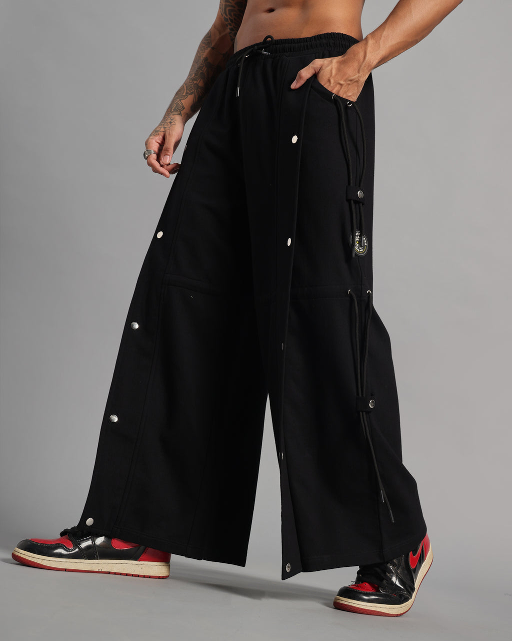 SNAP UTILITY SWEATPANTS