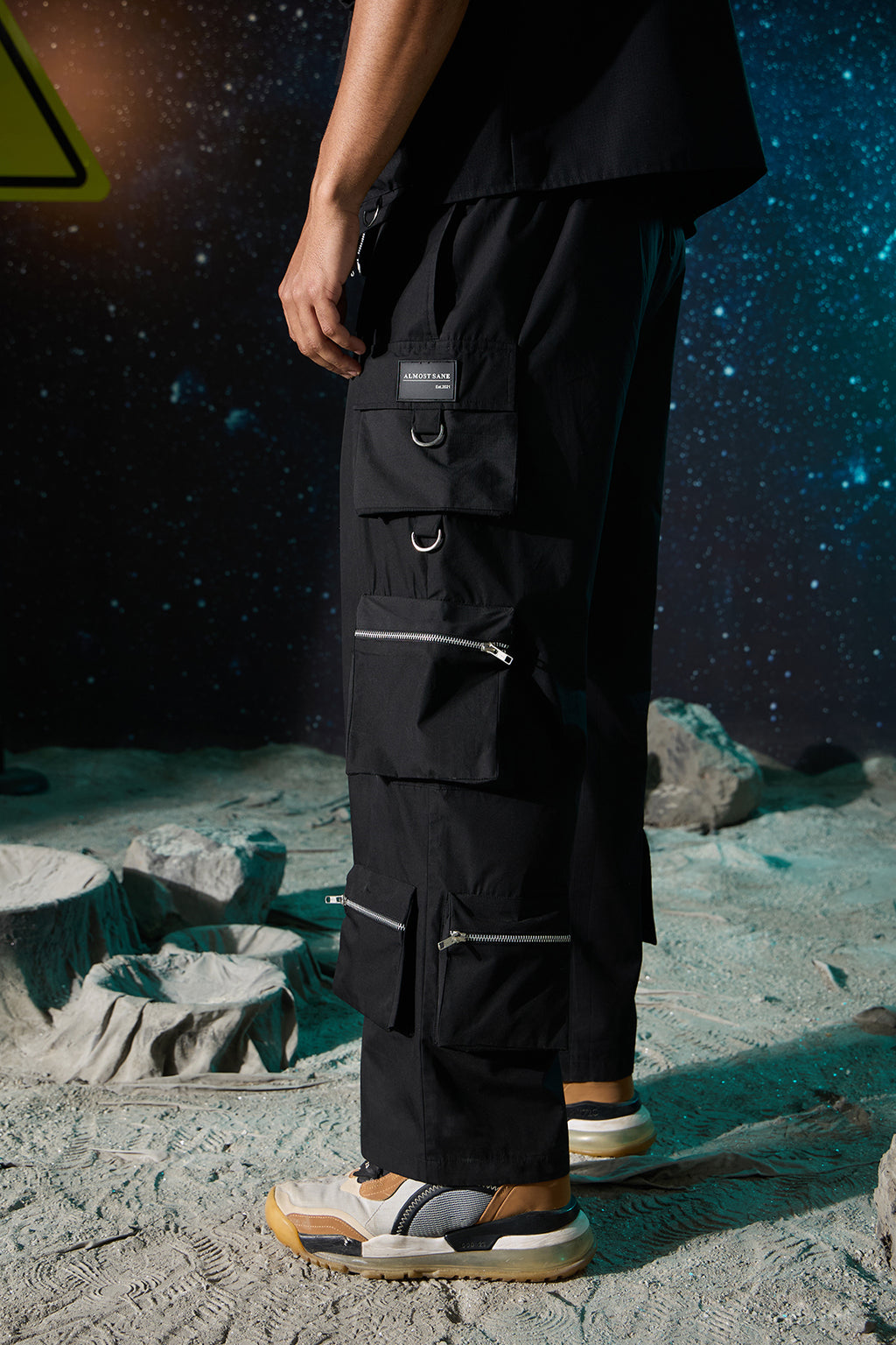 UNISEX BLACK GILETTE