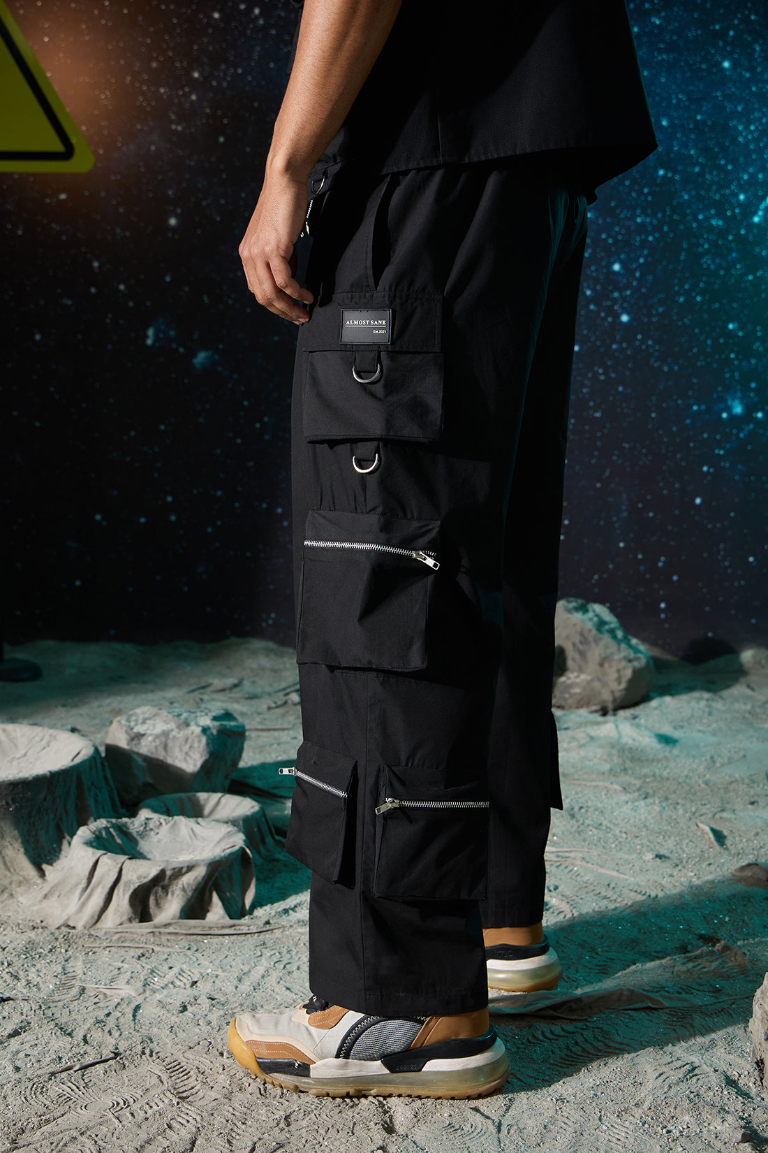 UNISEX BLACK GILETTE