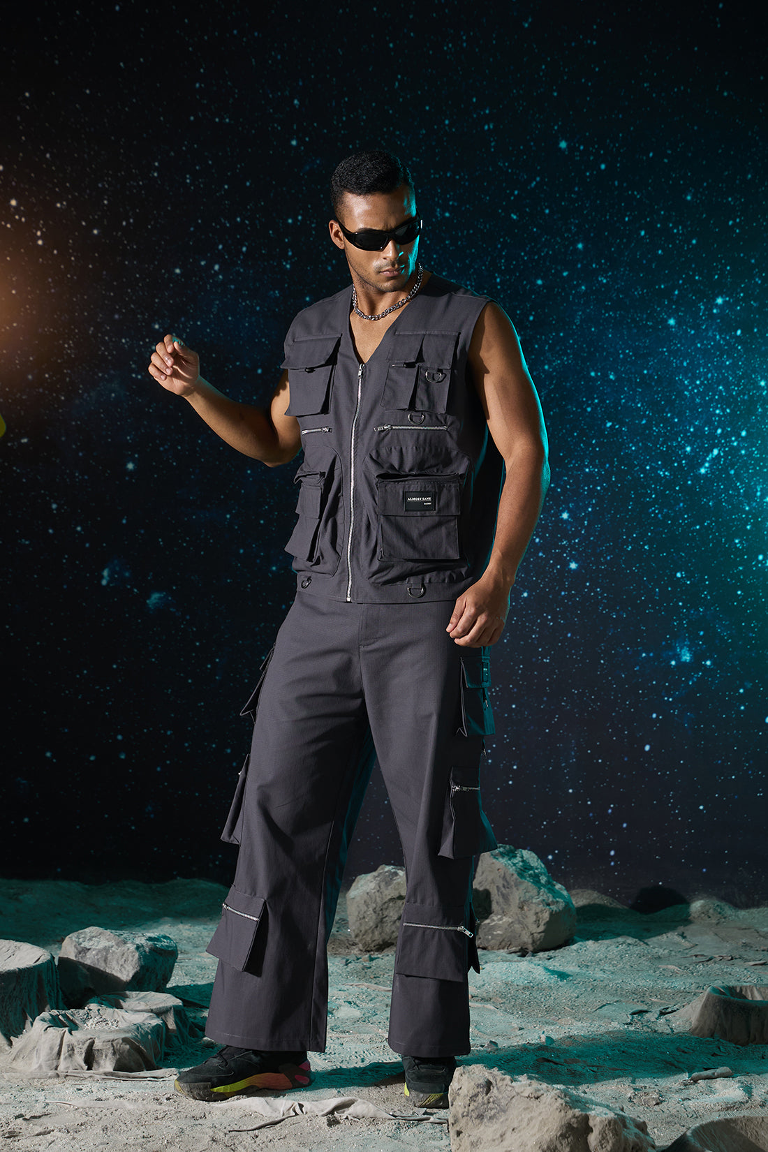 MEN'S GREY ZIPPER CARGO