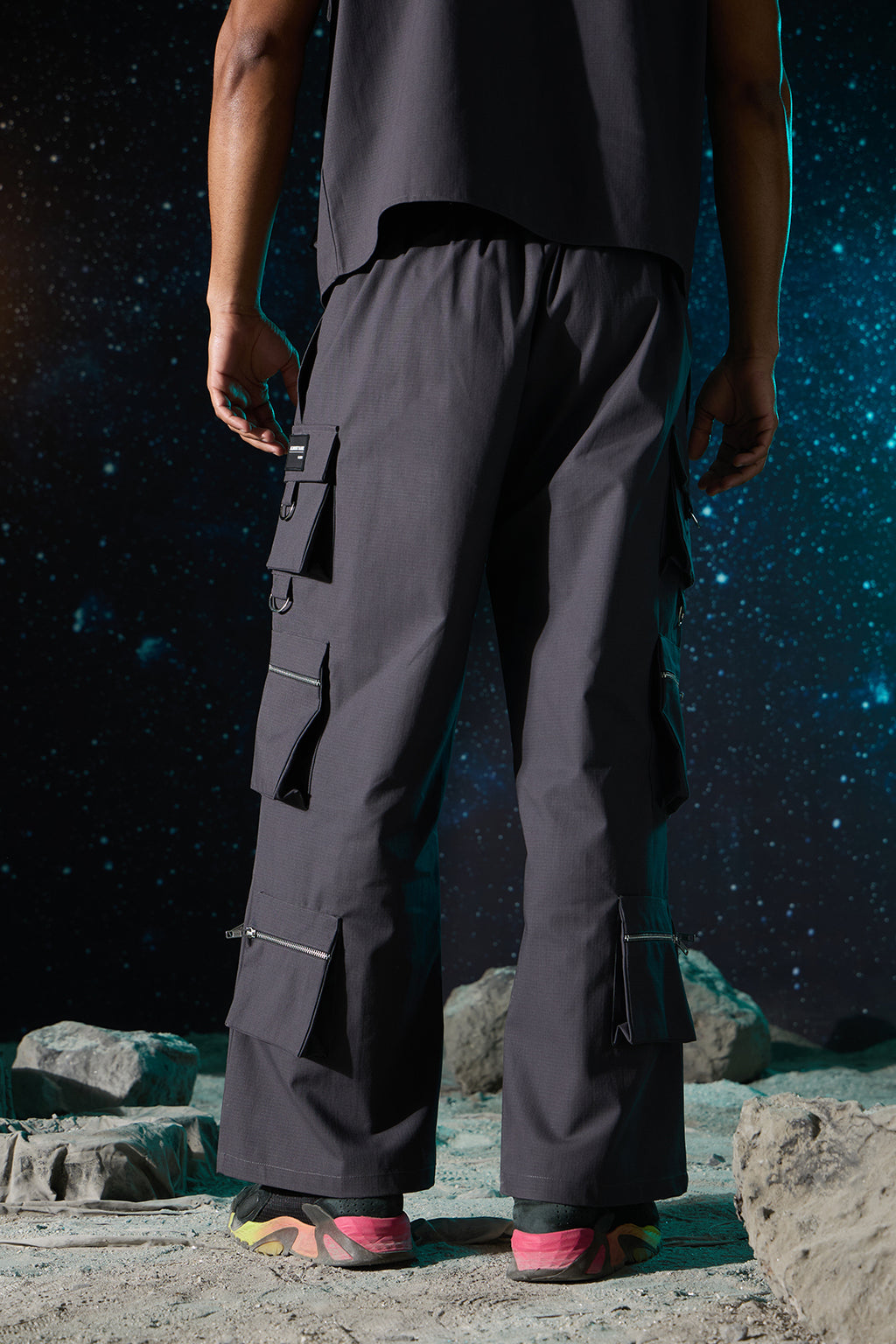 MEN'S GREY ZIPPER CARGO