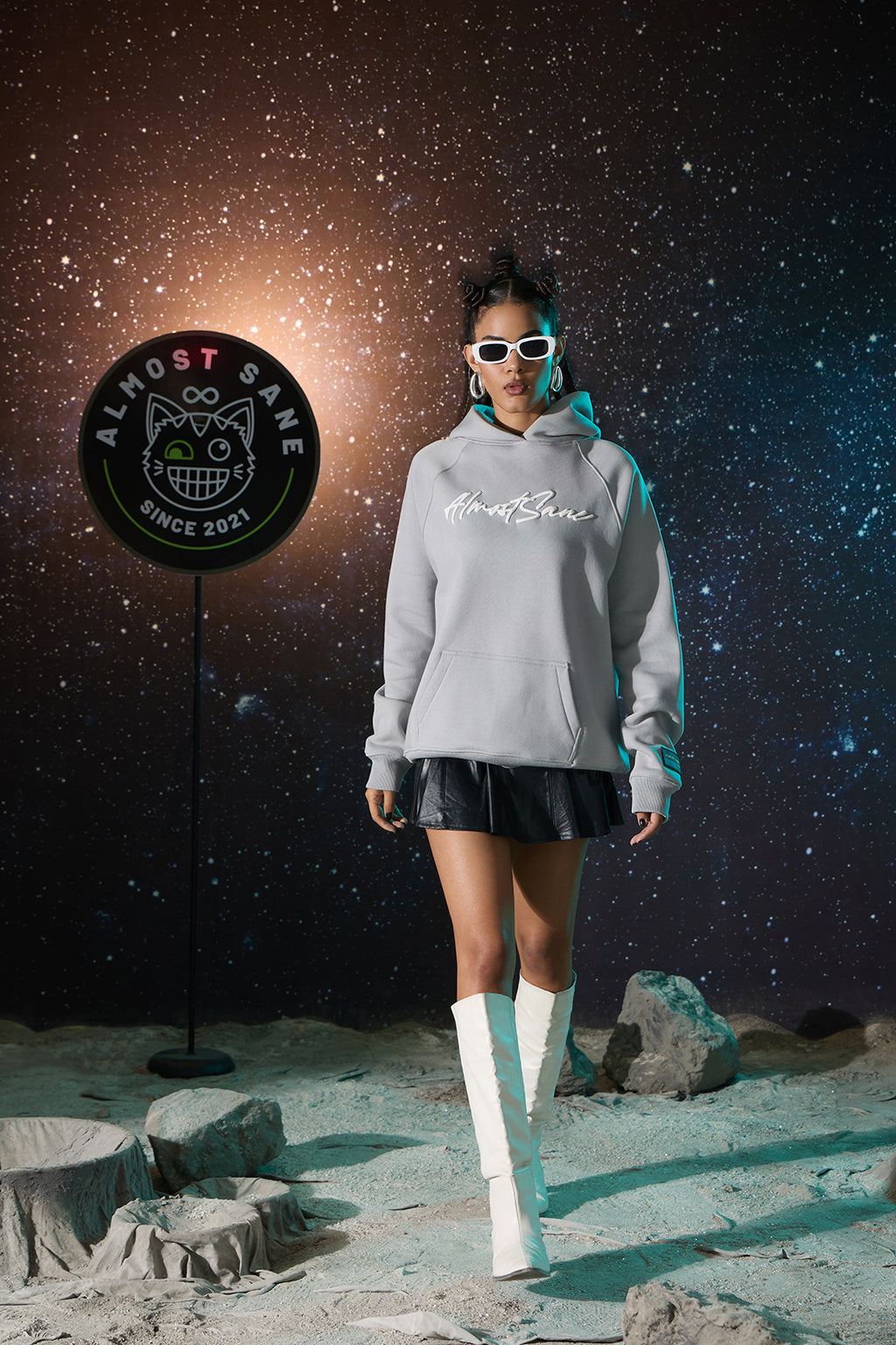 UNISEX GREY TIGER HOODIE