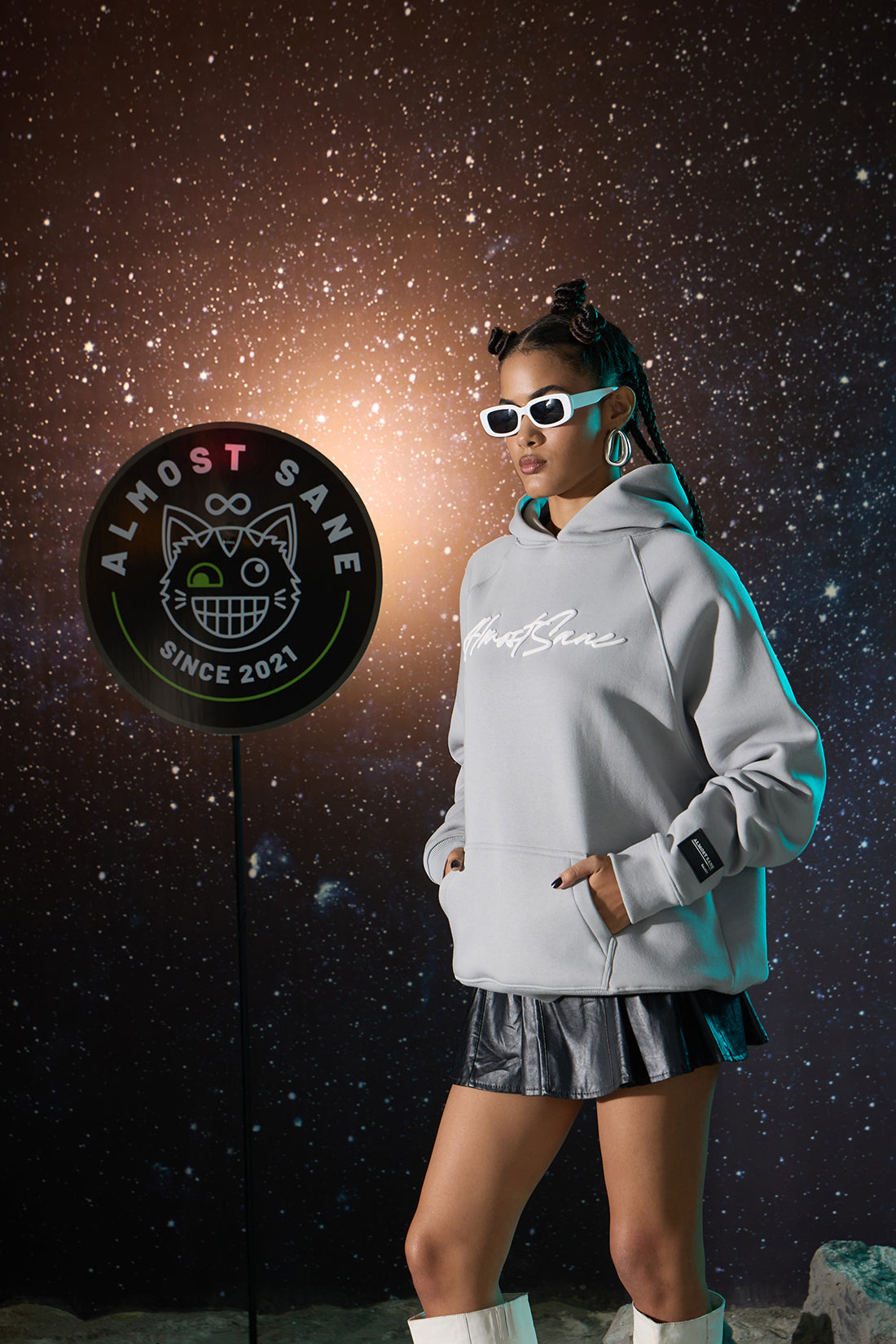 UNISEX GREY TIGER HOODIE