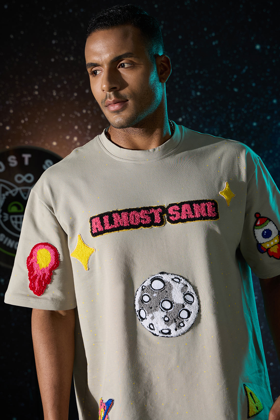 UNISEX GREY MOON T-SHIRT