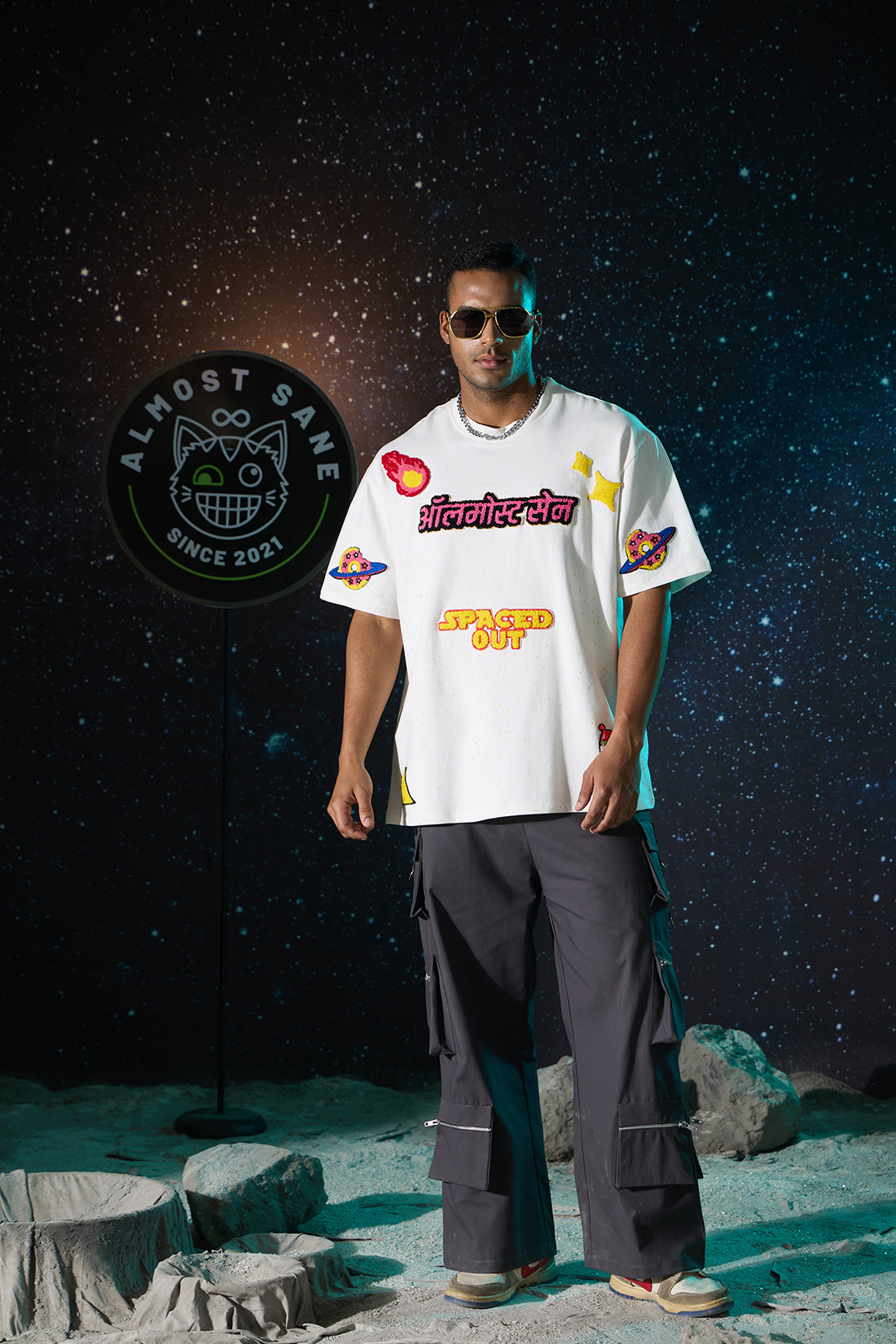 UNISEX SPACED OUT WHITE T-SHIRT