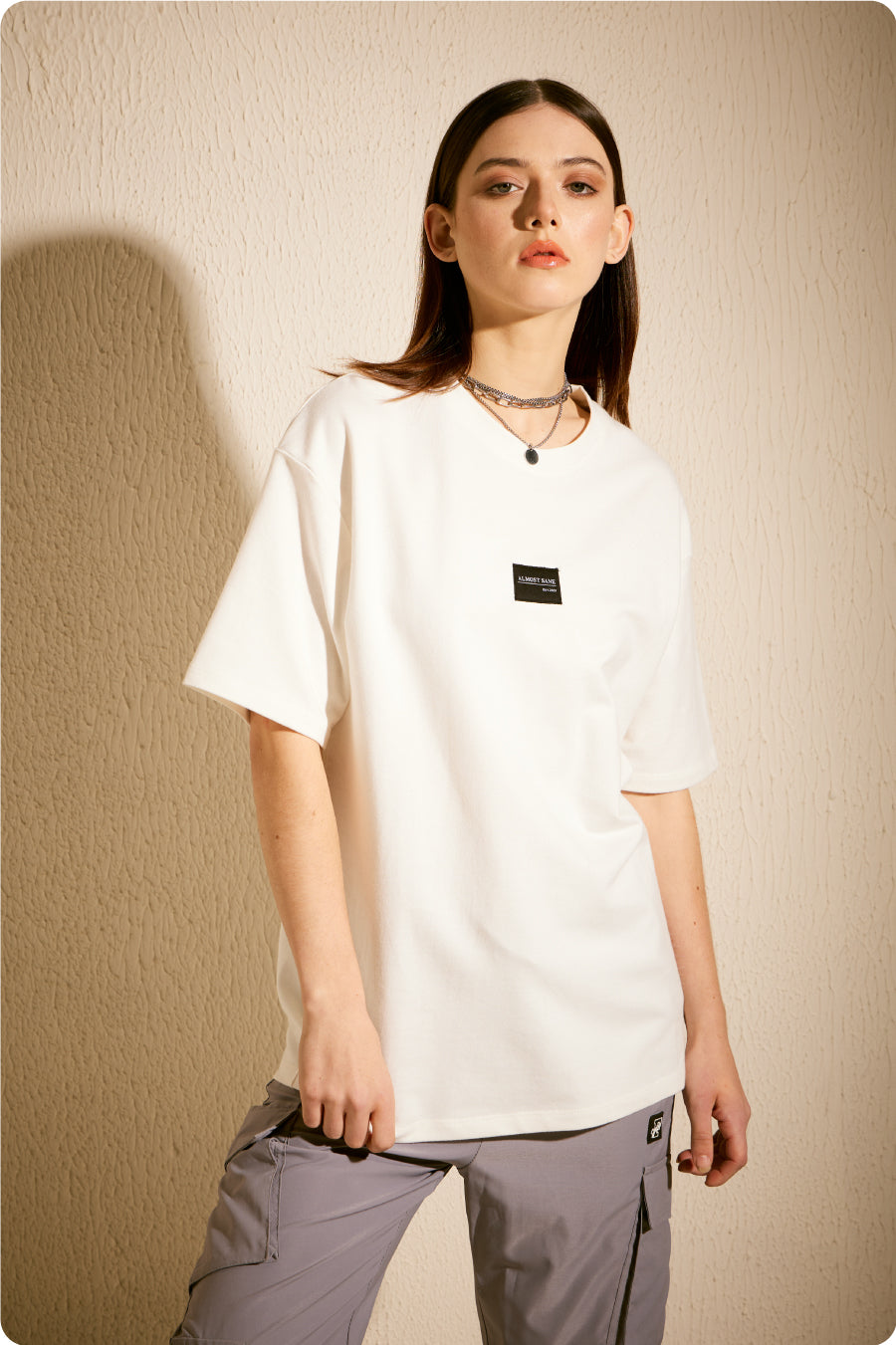 WOMEN'S WHITE ESSENTIAL TSHIRT