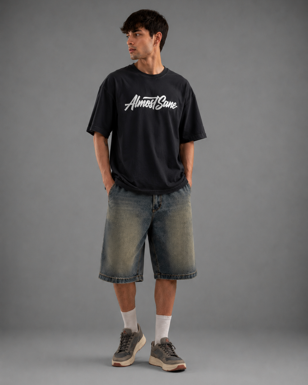 SIGNATURE LOGO OVERSIZED TEE