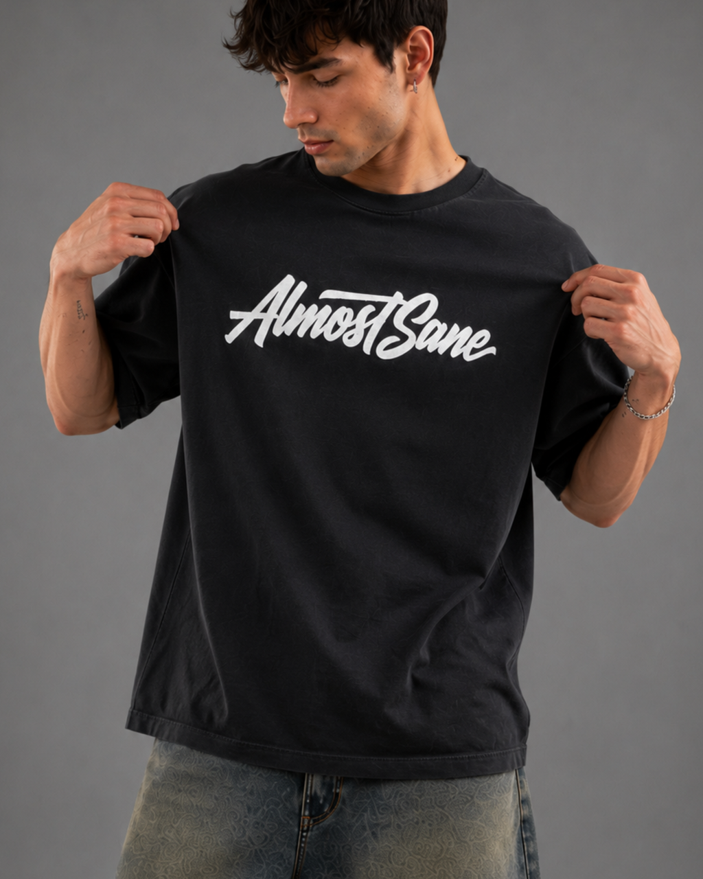 SIGNATURE LOGO OVERSIZED TEE