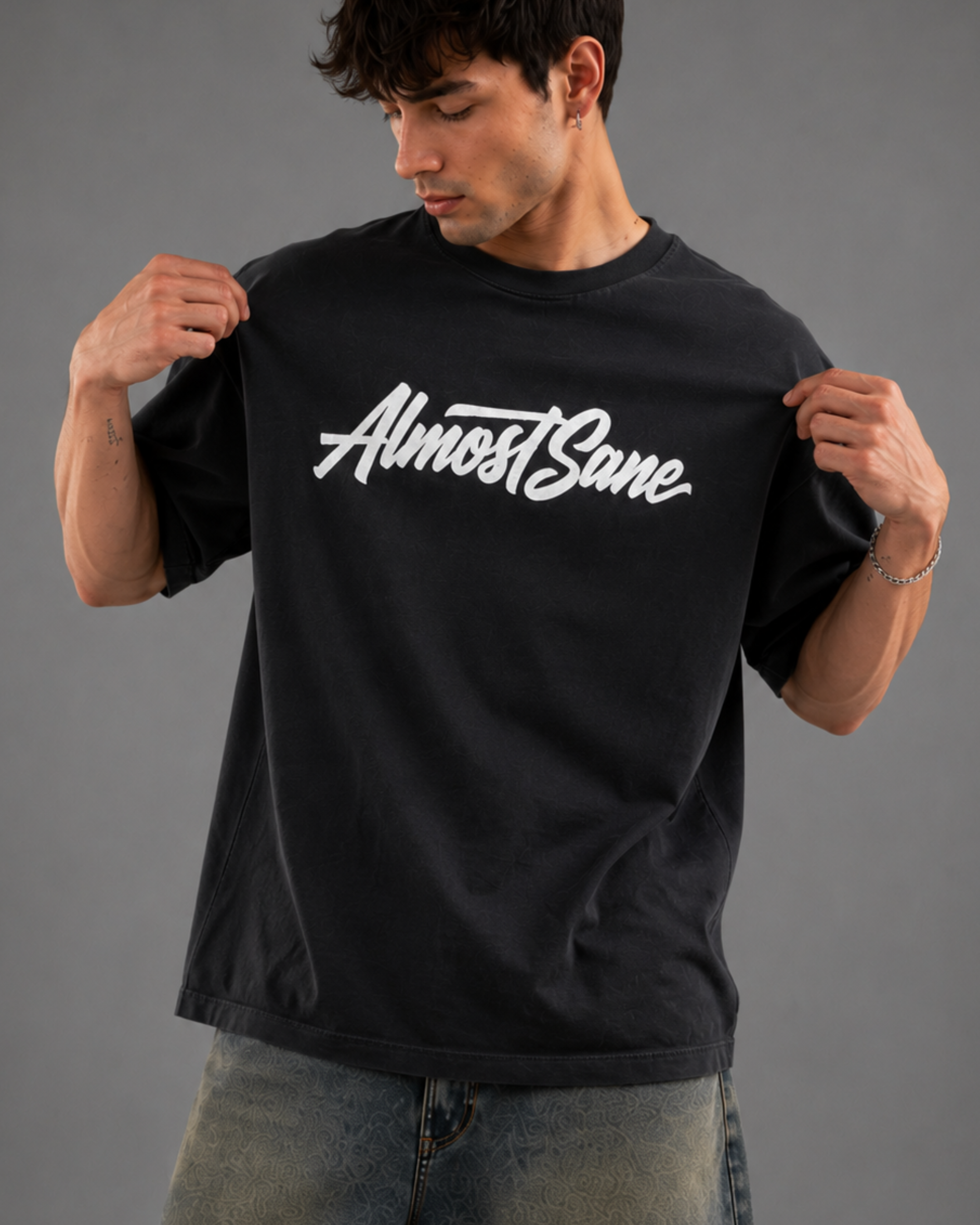 SIGNATURE LOGO OVERSIZED TEE