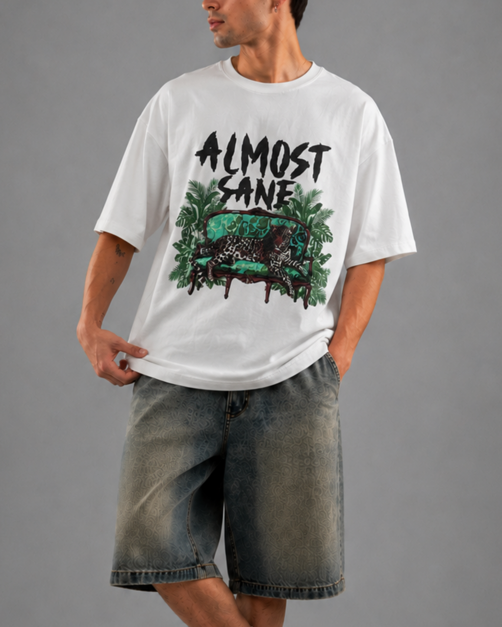 WILD INSTINCT OVERSIZED TEE