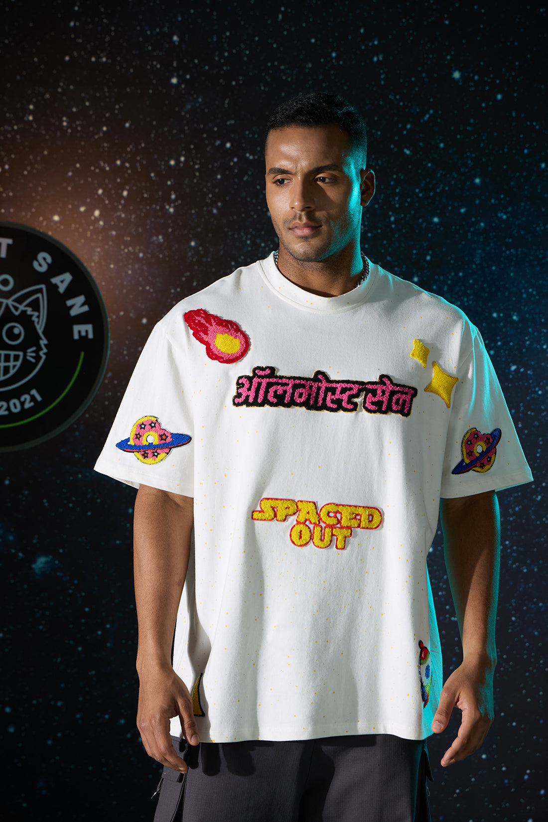 SPACED OUT OVERSIZED T-SHIRT
