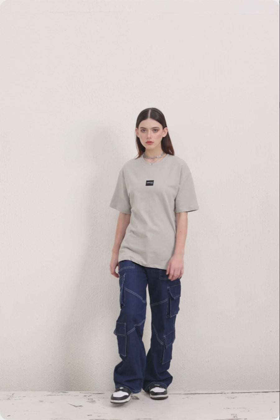 WOMEN'S GREY ESSENTIAL TSHIRT